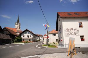 Odprtje ceste Sl vas - StR 30062020, foto Alenka Strazisar Lamovsek (5)